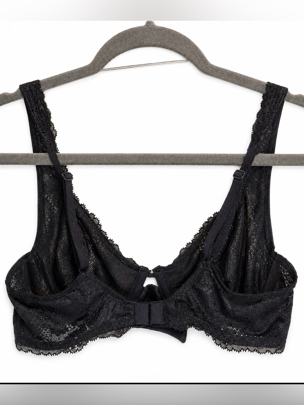 Victoria’s Secret Body By Victoria Black Lace Unlined Demi Bra 34C - Picture 3 of 8